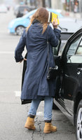 Elizabeth Olsen Tank Top #3166120