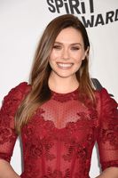 Elizabeth Olsen mug #G1415871
