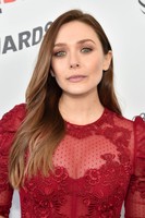 Elizabeth Olsen Sweatshirt #3173807