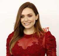 Elizabeth Olsen Sweatshirt #3173811