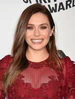 Elizabeth Olsen Sweatshirt #3173913