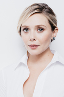 Elizabeth Olsen longsleeve t-shirt #3624395