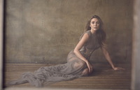 Elizabeth Olsen longsleeve t-shirt #3654398