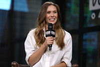 Elizabeth Olsen Sweatshirt #3723805