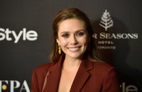 Elizabeth Olsen mug #G2341086