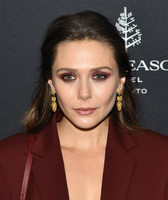 Elizabeth Olsen Sweatshirt #3757030
