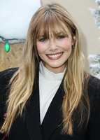 Elizabeth Olsen Sweatshirt #3784464