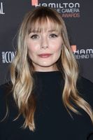 Elizabeth Olsen mug #G2401733