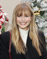 Elizabeth Olsen tote bag #G2401740