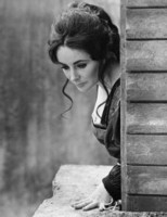 Elizabeth Taylor Longsleeve T-shirt #1516654