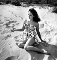 Elizabeth Taylor mug #G833946