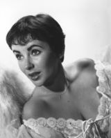 Elizabeth Taylor Longsleeve T-shirt #2591907