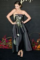 Ella Hunt mug #G2528652