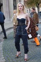 Elle Fanning tote bag #G1042143
