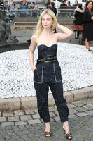 Elle Fanning longsleeve t-shirt #2800094