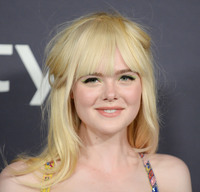 Elle Fanning longsleeve t-shirt #2864335