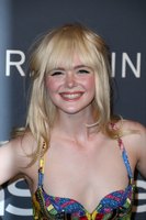 Elle Fanning longsleeve t-shirt #2864391