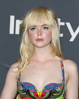 Elle Fanning tote bag #G1106497