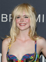 Elle Fanning longsleeve t-shirt #2864423