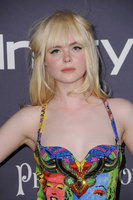 Elle Fanning mug #G1106563