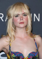 Elle Fanning tote bag #G1106564