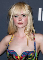 Elle Fanning mug #G1106570