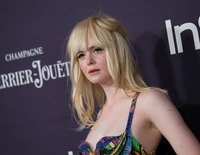 Elle Fanning mug #G1106575