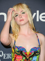 Elle Fanning mug #G1106613