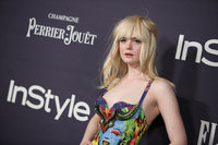 Elle Fanning mug #G1106676