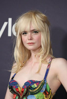 Elle Fanning tote bag #G1106705