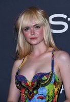 Elle Fanning mug #G1106727
