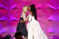 Elle Fanning Sweatshirt #2913503