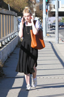 Elle Fanning Sweatshirt #2913581