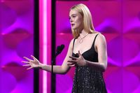 Elle Fanning tote bag #G1155729