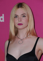 Elle Fanning hoodie #2913636