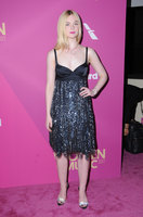 Elle Fanning longsleeve t-shirt #2913675