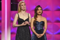 Elle Fanning t-shirt #2913677