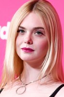Elle Fanning longsleeve t-shirt #2913696
