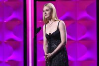 Elle Fanning tote bag #G1155822