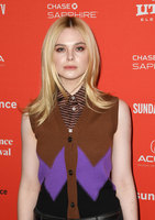 Elle Fanning mug #G1255989