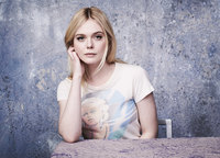 Elle Fanning t-shirt #3013945