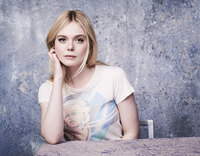 Elle Fanning t-shirt #3013949