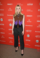 Elle Fanning t-shirt #3013986