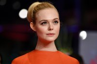 Elle Fanning Sweatshirt #3072780