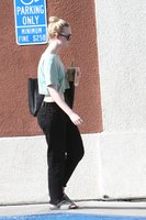 Elle Fanning hoodie #3099561