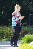 Elle Fanning longsleeve t-shirt #3099578