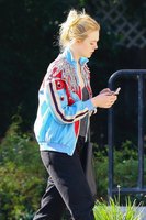 Elle Fanning hoodie #3099600