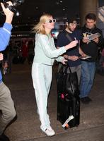 Elle Fanning longsleeve t-shirt #3124533