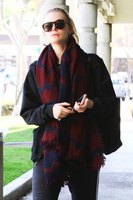 Elle Fanning hoodie #3124582