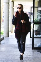 Elle Fanning hoodie #3124690